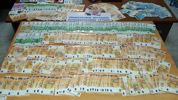 Πώς δρούσε η σπείρα που έκλεβε ηλικιωμένους - Δεκαέξι συλλήψεις Πώς δρούσε η σπείρα που έκλεβε ηλικιωμένους - Δεκαέξι συλλήψεις