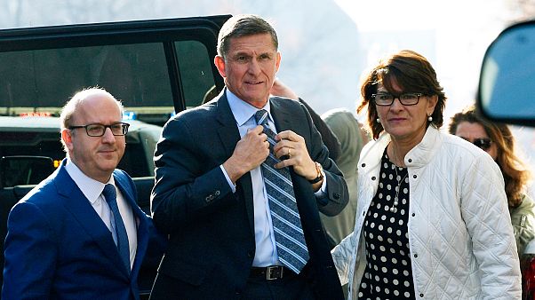 ABD'li eski ulusal güvenlik danışmanı Michael Flynn (ortada) ABD'li eski ulusal güvenlik danışmanı Michael Flynn (ortada)