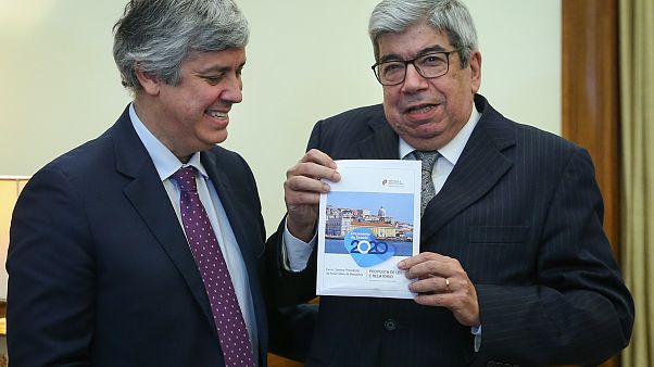 Centeno apresenta orçamento com excedente histórico Centeno apresenta orçamento com excedente histórico