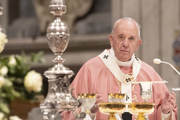 Pope Francis celebrates a Mass for the Philippine community of Rome, in St. Peter's Basilica at the Vatican to  Sunday, Dec. 15, 2019.