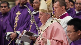 Franziskus schafft "päpstliches Geheimnis" bei Missbrauch ab