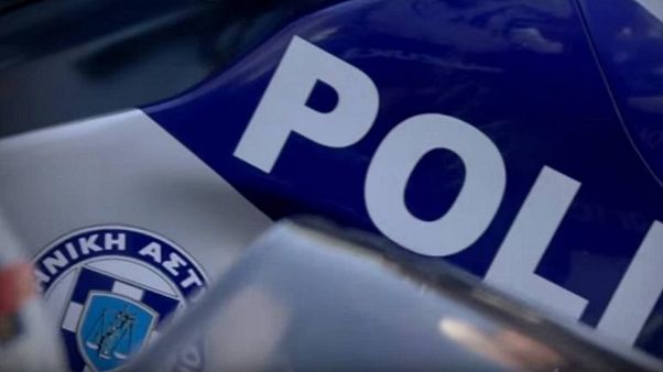Δύο συλλήψεις για επίθεσεις σε γραφεία της Χρυσής Αυγής Δύο συλλήψεις για επίθεσεις σε γραφεία της Χρυσής Αυγής