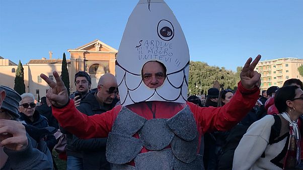 Il Movimento delle sardine: dall'Italia all'Europa. Contro odio e populismo Il Movimento delle sardine: dall'Italia all'Europa. Contro odio e populismo