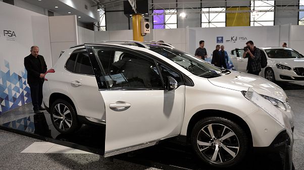 İtalyan Fiat ile Fransız PSA dünyanın dördüncü büyük araç üreticisi olmak için anlaştı İtalyan Fiat ile Fransız PSA dünyanın dördüncü büyük araç üreticisi olmak için anlaştı