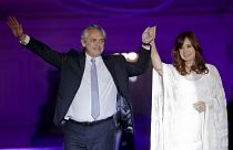 El Gobierno argentino eleva impuestos y tasa un 30 % la compra de dólares