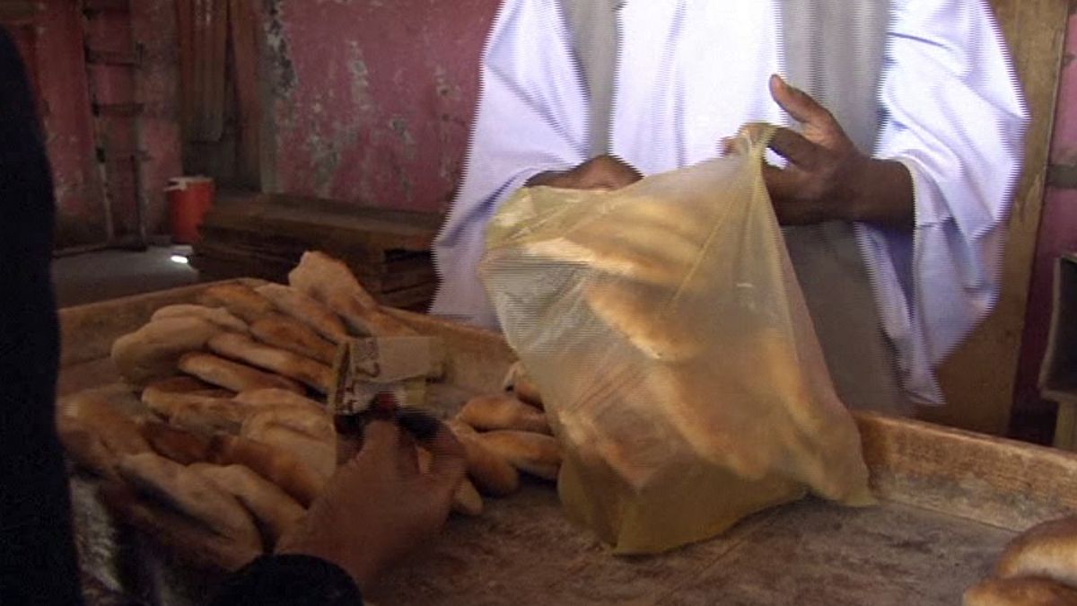 انتهاء أزمة الخبز في عطبره التي أطلقت الاحتجاجات السودانية ضد البشير