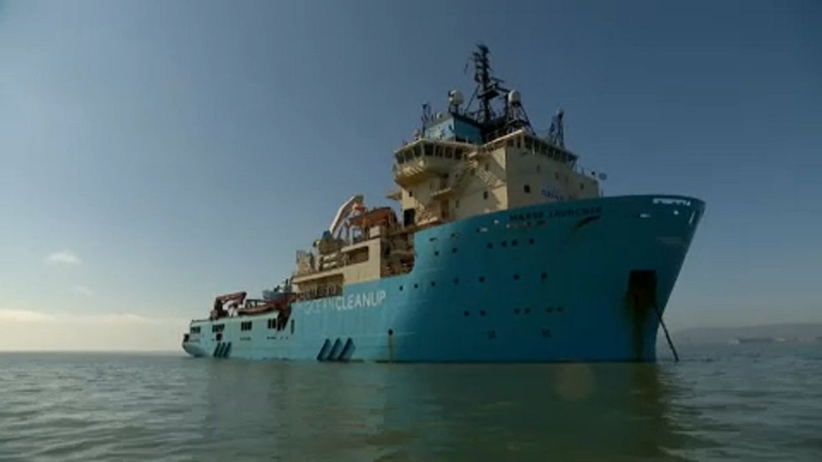 Csendes-óceán: 600 méteres különleges porszívó gyűjtötte a műanyagot