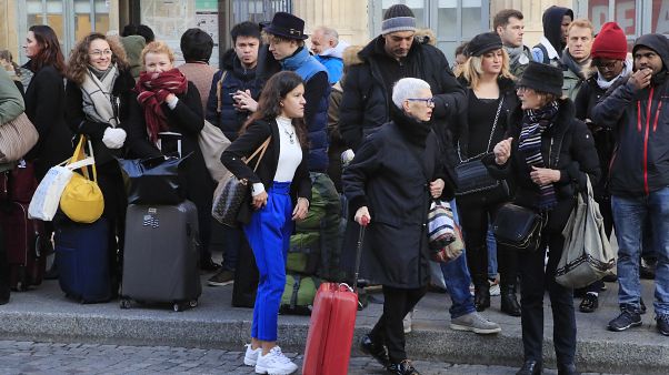 Schreckensgespenst: Streik zu Weihnachten Schreckensgespenst: Streik zu Weihnachten