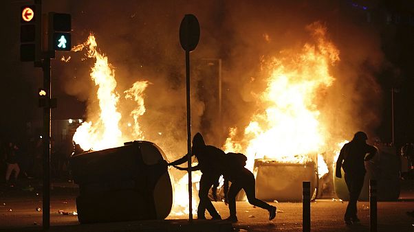 Fußball und Politik: Verletzte und Verhaftungen in Barcelona Fußball und Politik: Verletzte und Verhaftungen in Barcelona