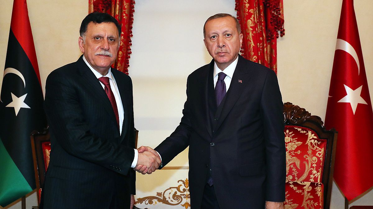 Türkiye Cumhurbaşkanı Recep Tayyip Erdoğan ile Libya Ulusal Mutabakat Hükümeti Konseyi Başkanı Fayez Al Sarraj 