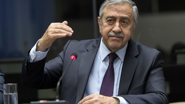 Ακιντζί: "Aρνητική εξέλιξη" η άρση του εμπάργκο όπλων από τις ΗΠΑ Ακιντζί: "Aρνητική εξέλιξη" η άρση του εμπάργκο όπλων από τις ΗΠΑ