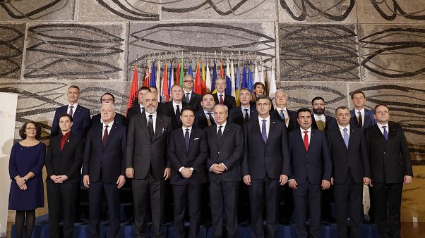 «Ναι» του Τζουζέπε Κόντε στη διεύρυνση της ΕΕ «Ναι» του Τζουζέπε Κόντε στη διεύρυνση της ΕΕ