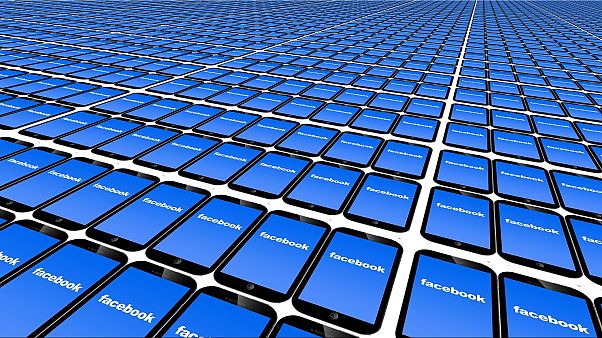 فيسبوك يحقق في سرقة بيانات تتعلق بأسماء وأرقام هواتف أكثر من 267 مليون مستخدم فيسبوك يحقق في سرقة بيانات تتعلق بأسماء وأرقام هواتف أكثر من 267 مليون مستخدم