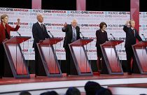 Demokrat aday adayları (Sağdan sola) Elizabeth Warren, Joe Biden, Bernie Sanders, Amy Klobuchar, Tom Steyer
