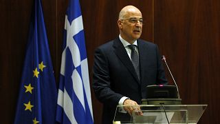 Ο υπουργός Εξωτερικών της Ελλάδα Νίκος Δένδιας μιλάει προς του Πρέσβεις σε ημερίδα που γίνεται στο Υπ. Εξωτερικών,
