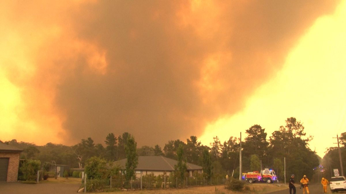 آتش‌سوزی گسترده در استرالیا همزمان با گرمای ۴۷ درجه 