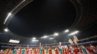 شاهد: اليابان تفتتح ملعبها الوطني الجديد استعداداً للأولمبياد