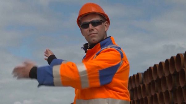Streit um Nord Stream 2 - Experten nennen US-Sanktionen illegal Streit um Nord Stream 2 - Experten nennen US-Sanktionen illegal