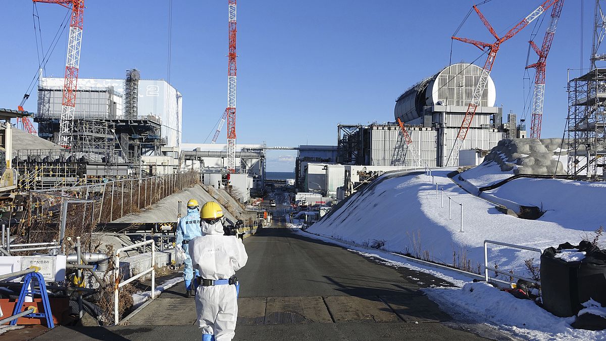 Fukuşima'daki radyoaktif suyun denize ya da havaya bırakılması önerisi 