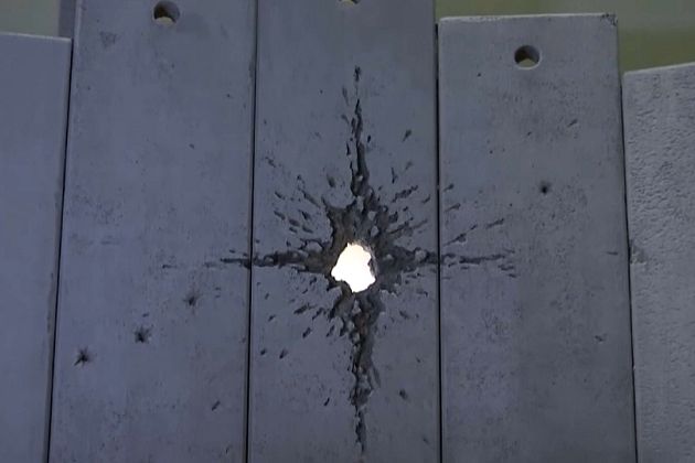 Banksy vuelve a sorprender con su particular portal de Belén