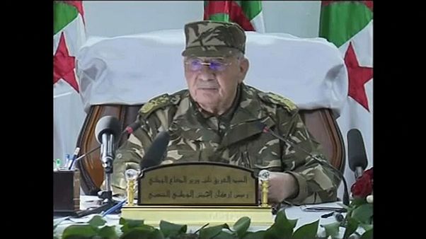 Meghalt Algéria erős embere Meghalt Algéria erős embere