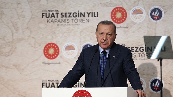 Cumhurbaşkanı Erdoğan: Kanal İstanbul için daha şimdiden müteahhitlere tehdit savuruyorlar Cumhurbaşkanı Erdoğan: Kanal İstanbul için daha şimdiden müteahhitlere tehdit savuruyorlar
