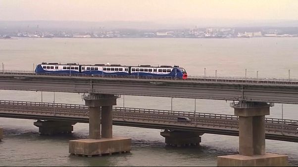La nueva vía ferroviaria Rusia-Crimea abre una nueva brecha con Ucrania y la UE La nueva vía ferroviaria Rusia-Crimea abre una nueva brecha con Ucrania y la UE