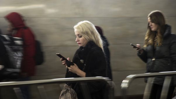 Rusya'da testler başarılı oldu: Olası bir siber saldırı anında ülke internetsiz kalmayacak Rusya'da testler başarılı oldu: Olası bir siber saldırı anında ülke internetsiz kalmayacak