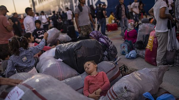Προτροπή ΕΕ προς χώρες μέλη για τα ασυνόδευτα προσφυγόπουλα στην Ελλάδα Προτροπή ΕΕ προς χώρες μέλη για τα ασυνόδευτα προσφυγόπουλα στην Ελλάδα