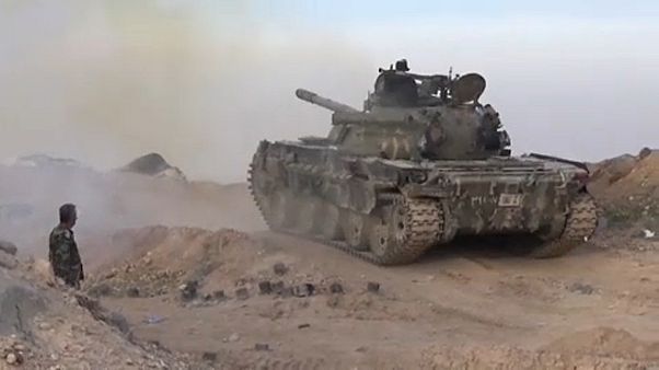 Ofensiva síria avança na província de Idlib Ofensiva síria avança na província de Idlib