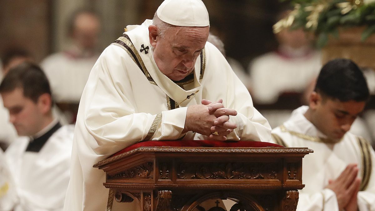 Önzetlenséget, szembenézést kér a pápa 