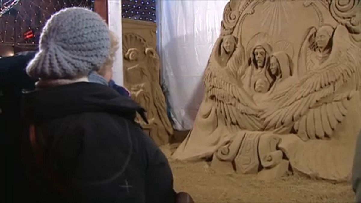 Jézus születési jelenetei homokból