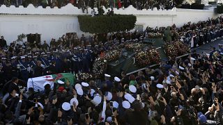 تشييع جثمان رئيس الأركان الجزائري السابق أحمد قايد صالح في الجزائر 25 ديسمبر 2019