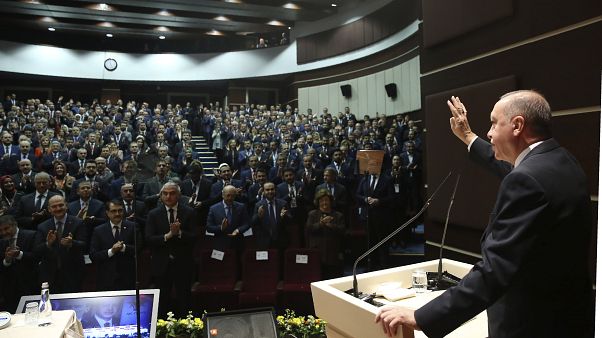 Τουρκία: Η εθνοσυνέλευση ενέκρινε την αποστολή στρατευμάτων στην Λιβύη Τουρκία: Η εθνοσυνέλευση ενέκρινε την αποστολή στρατευμάτων στην Λιβύη