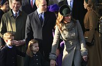 Katalin hercegné és Vilmos herceg gyermekeikkel