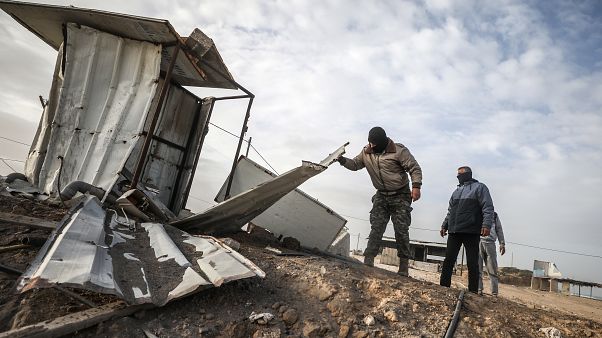 İsrail, Gazze'den fırlatılan rokete karşılık hava saldırısı düzenledi İsrail, Gazze'den fırlatılan rokete karşılık hava saldırısı düzenledi