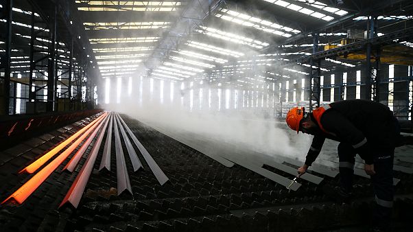 Dünya ekonomisinde durgunluk tehdidi sürüyor: Uluslararası ekonomi kuruluşları 2020 için karamsar Dünya ekonomisinde durgunluk tehdidi sürüyor: Uluslararası ekonomi kuruluşları 2020 için karamsar