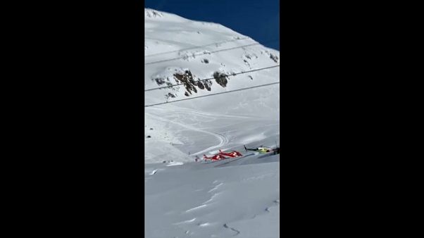 Tragédia nas montanhas italianas do Gran Sasso Tragédia nas montanhas italianas do Gran Sasso