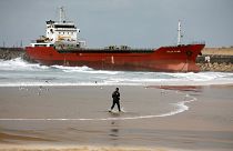 Ισραήλ: Φορτηγό πλοίο "βγήκε"... παραλία λόγω των ισχυρών ανέμων
