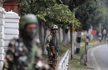 Hint ve Pakistan askerleri Keşmir'de çatıştı: 6 asker öldü