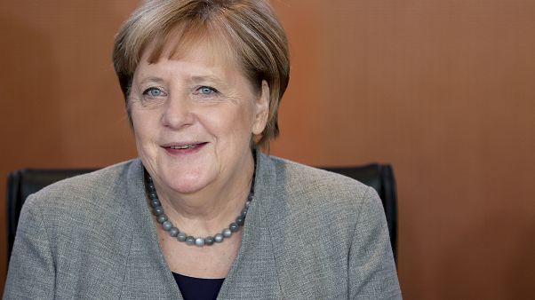 'İdlib'den başlayan göçmen akınından endişelenen Merkel Türkiye'ye gidecek' 'İdlib'den başlayan göçmen akınından endişelenen Merkel Türkiye'ye gidecek'