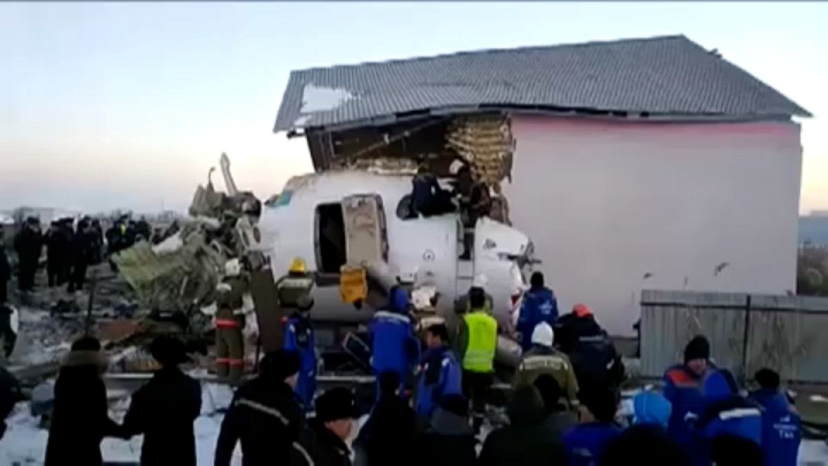 Kazah légi baleset: az elnök szigorú vizsgálatot ígér