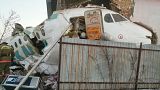 "Начали куски разлетаться и сжимать самолет", - пассажир рухнувшего самолета