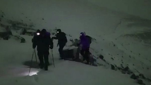 سقوط هواپیمای جنگی در سبلان؛ ارتش مرگ خلبان را در روز سوم جستوجو تایید کرد سقوط هواپیمای جنگی در سبلان؛ ارتش مرگ خلبان را در روز سوم جستوجو تایید کرد