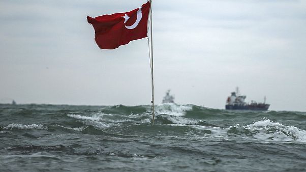 Partnak csapódott egy tankerhajó Isztambulban Partnak csapódott egy tankerhajó Isztambulban