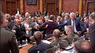 Потасовка в парламенте Сербии