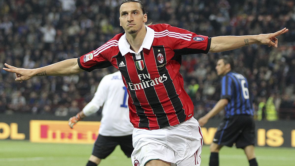 Zlatan Ibrahimovic unterschreibt beim AC Mailand