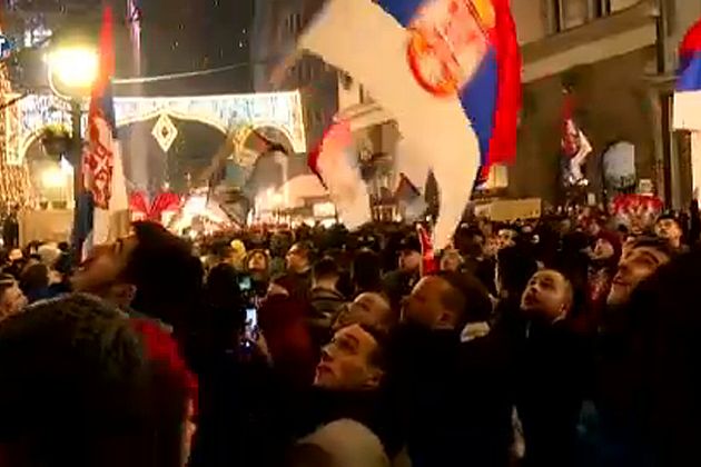 Proserbios protestan contra la polémica ley religiosa de Montenegro