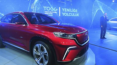 Test drive έκανε ο πρόεδρος Ερντογάν στο νέο τουρκικό ηλεκτρικό αυτοκίνητο
