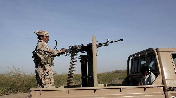 السعودية نيوز |
المجلس الانتقالي في اليمن يعلن"الإدارة الذاتية" للجنوب بعد تعثر اتفاق لتقاسم السلطة
السعودية نيوز |
المجلس الانتقالي في اليمن يعلن"الإدارة الذاتية" للجنوب بعد تعثر اتفاق لتقاسم السلطة
